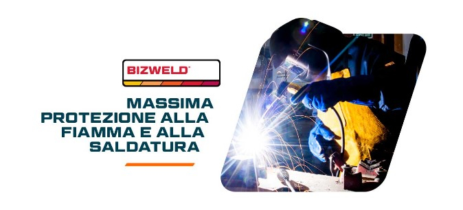 Logo della collezione Bizweld e la seguente dicitura: Massima protezione dalla fiamma e dalla saldatura. Accanto c'è un'immagine che mostra una persona che indossa indumenti protettivi che saldano. C'è un collegamento che porta alla nostra collezione Bizweld.